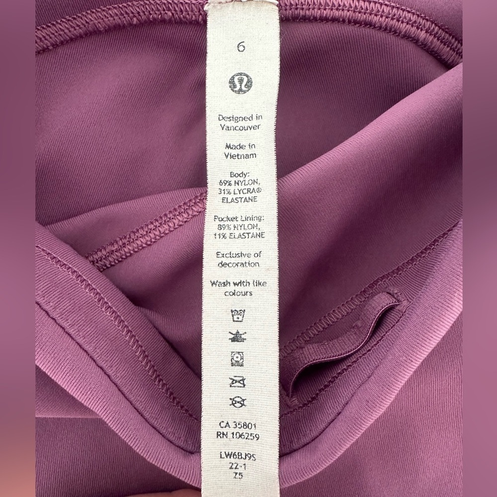Lululemon Cropped Leggings Women’s 6 Pink Activewear High Rise Workout Pant - Picture 3 of 8